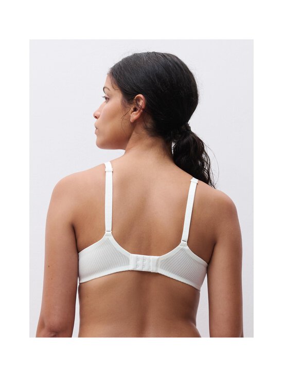 Chantelle - Kaartega rinnahoidja Legend Plunge - 0LW MILK | Stockmann - photo 3