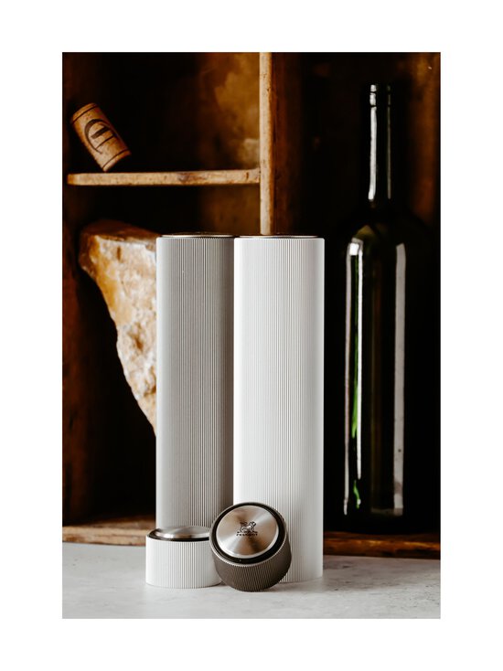 Peugeot - Elektrooniline veinipudeliavaja Line Electronic Wine Bottle Opener - DARK GREY - photo 3 Peugeot - Elektrooniline veinipudeliavaja Line Electronic Wine Bottle Opener - DARK GREY | Stockmann - photo 3