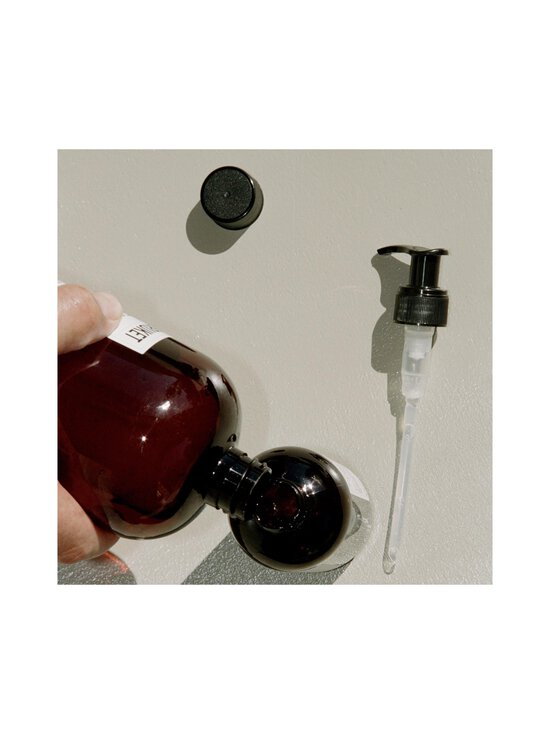 L:A Bruket - Hand & Body Wash Spruce -nestesaippua - NOCOL | Stockmann - photo 2