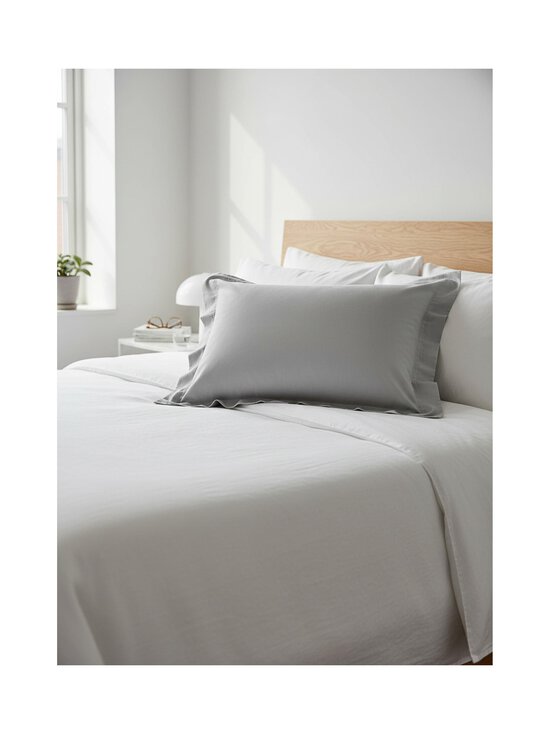 Yves Delorme - Triomphe-tyynyliina - VAALEANHARMAA | Stockmann - photo 2