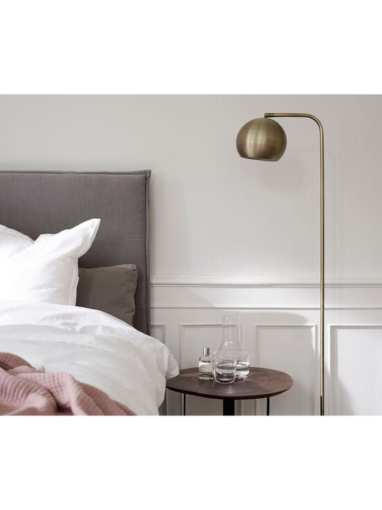 BoConcept - Kip-lattiavalaisin - MESSINKI,MUSTA - photo 2 BoConcept - Kip-lattiavalaisin - MESSINKI,MUSTA | Stockmann - photo 2