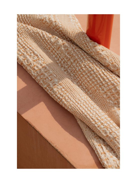 Lapuan Kankurit - Kuohu-pyyhe - 84 WHITE-CINNAMON | Stockmann - photo 3